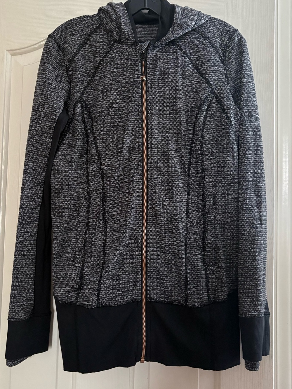 lululemon athletica Black & Gray Full-Zip Hooded Jacket